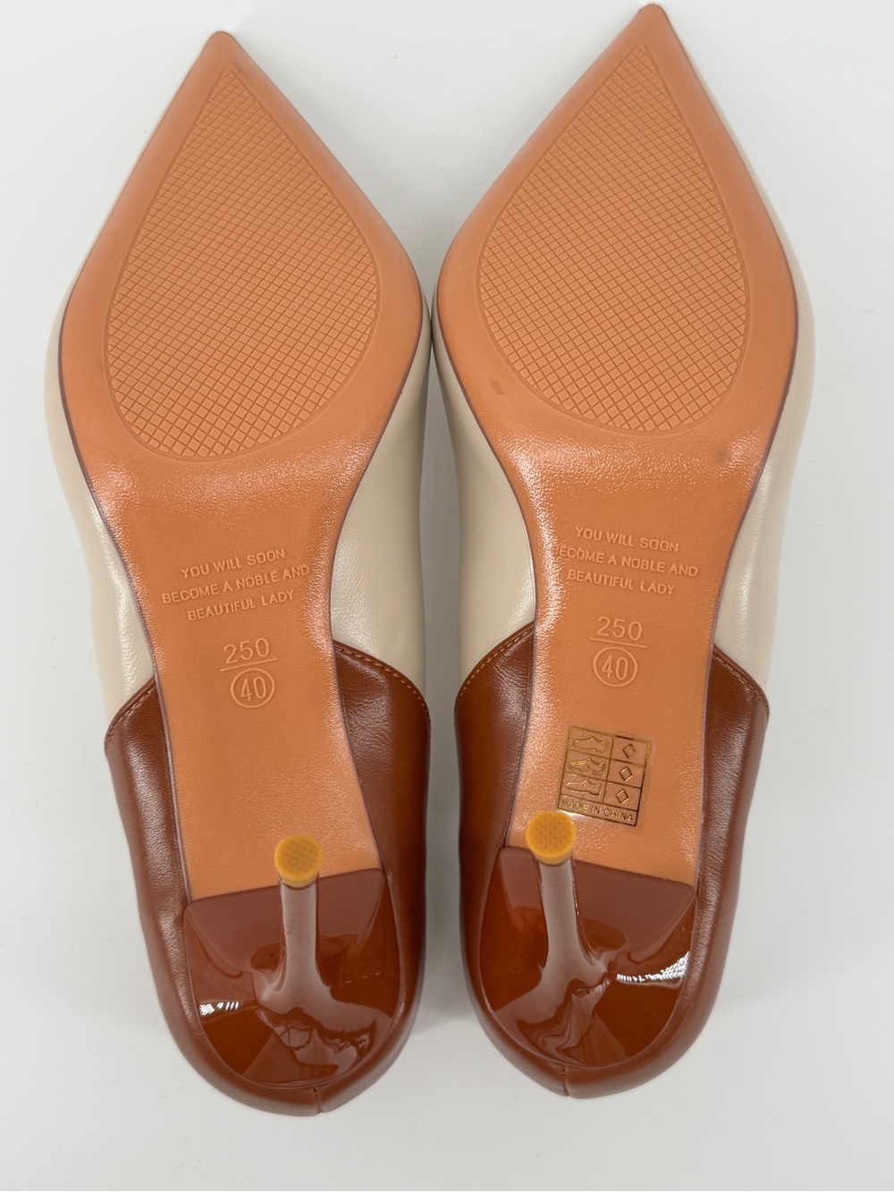 Pointed Toe Two-Tone Women's Pumps - Cream and Brown - Picture 5 of 5
